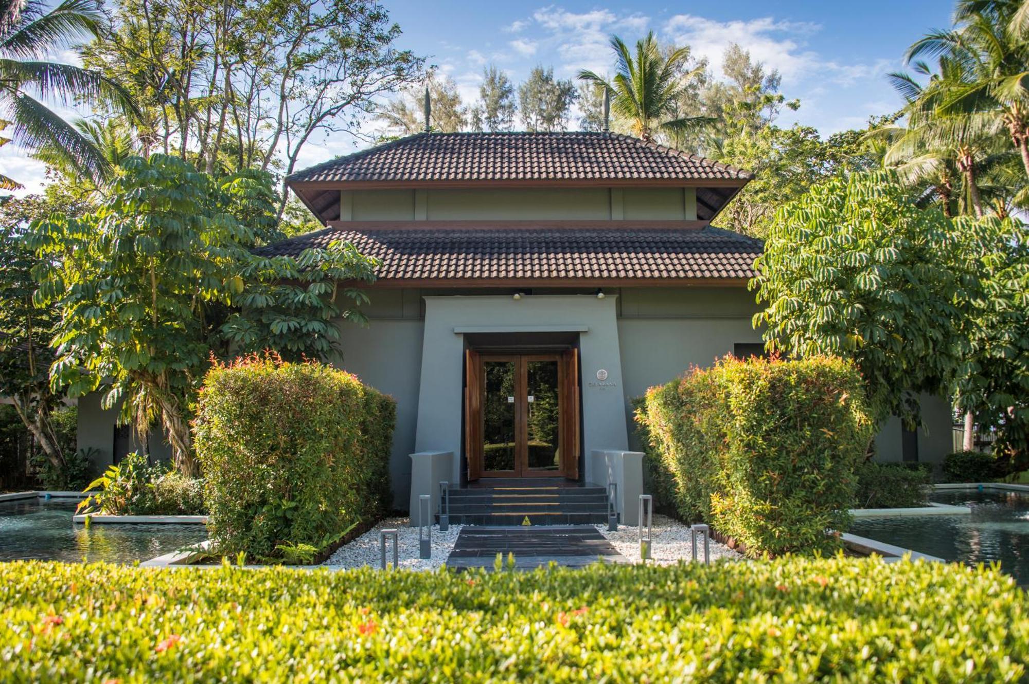 Dusit Thani Krabi Beach Resort - Sha Extra Plus Klong Muang Beach Esterno foto The Thai House
