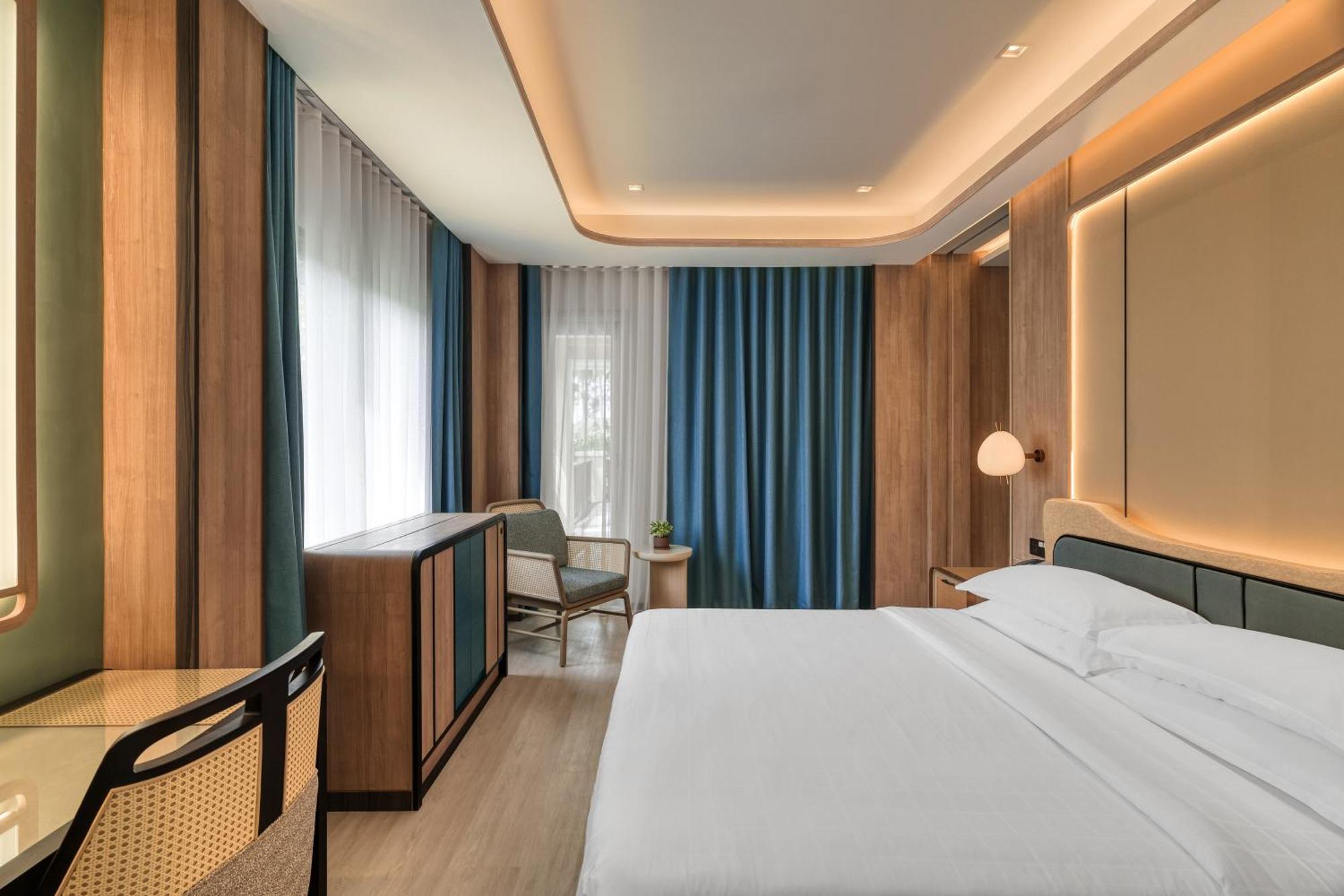 Dusit Thani Krabi Beach Resort - Sha Extra Plus Klong Muang Beach Esterno foto Deluxe Room