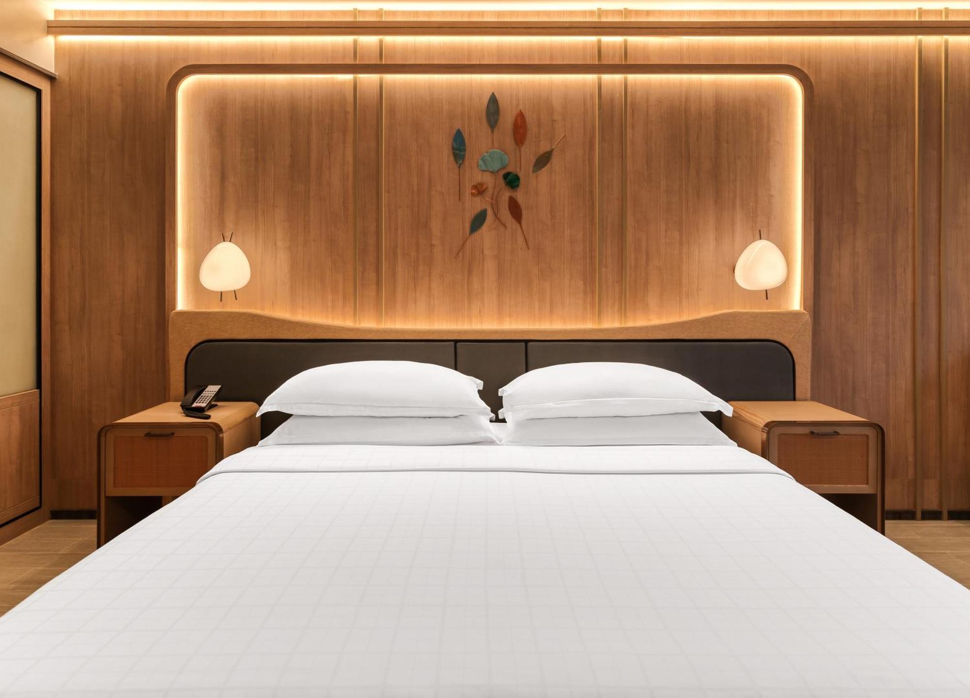 Dusit Thani Krabi Beach Resort - Sha Extra Plus Klong Muang Beach Esterno foto A bedroom at the hotel